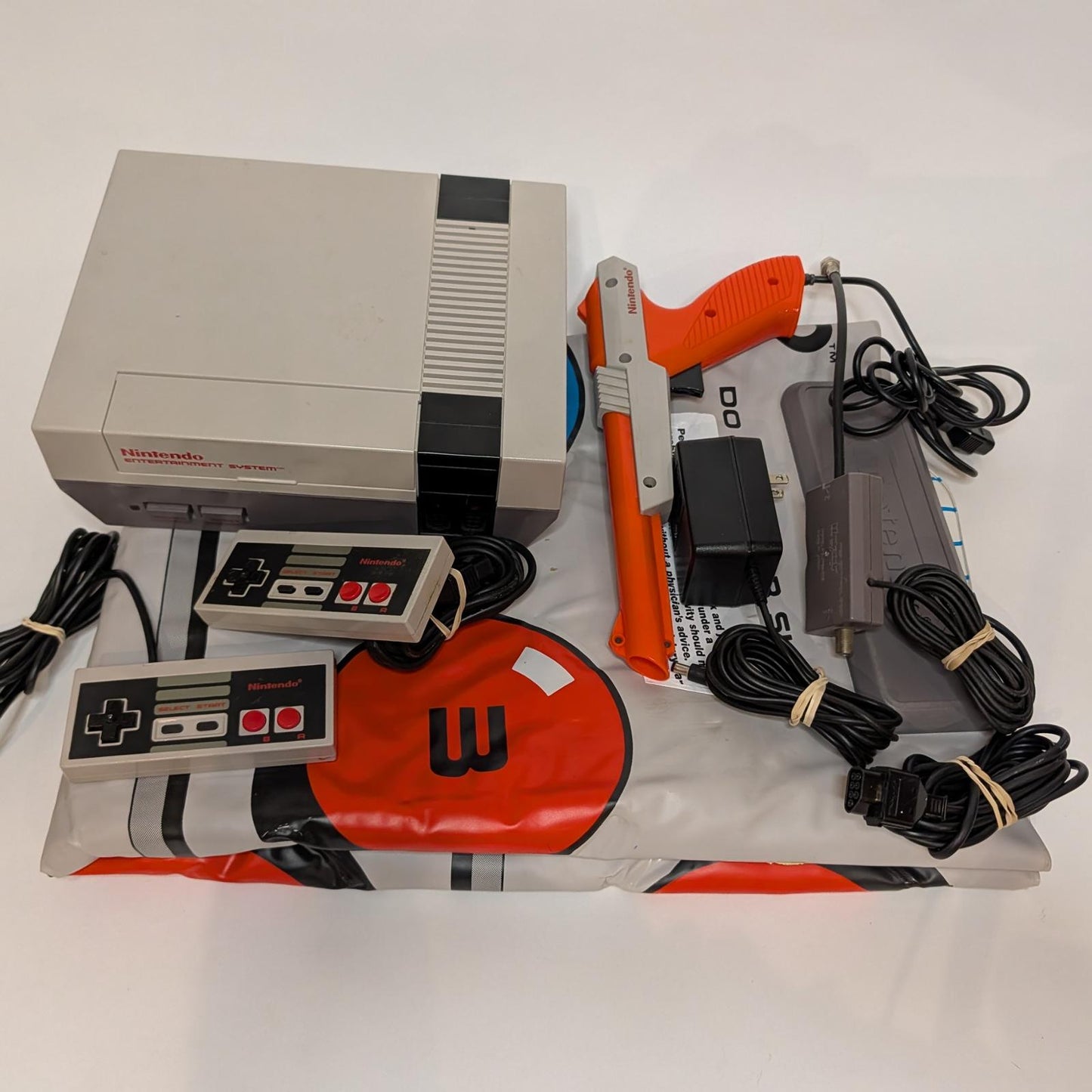 Nintendo NES Power Set System - Nintendo NES - Complete