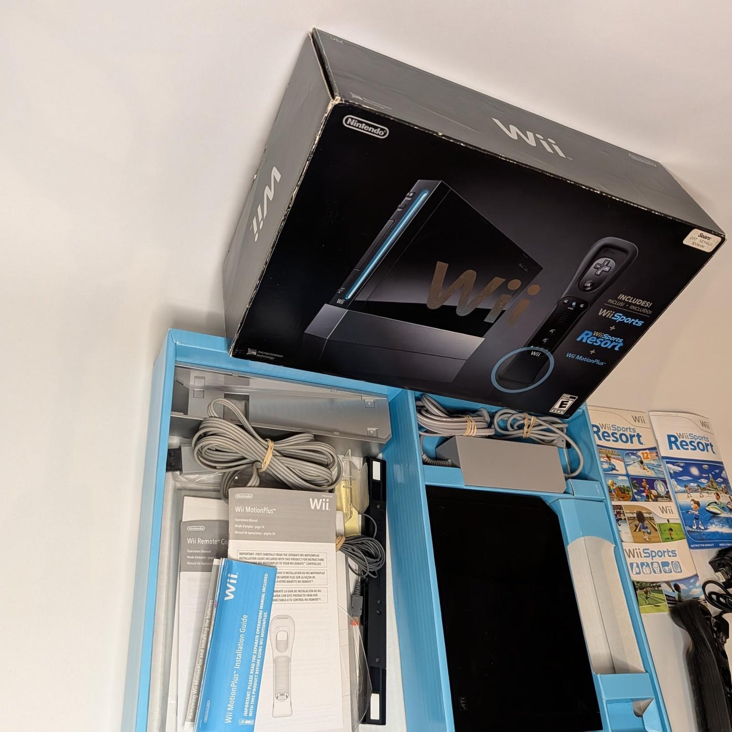 Black Nintendo Wii System [Wii Sports + Wi Sports Resort + Wii MotionPlus] - Nintendo Wii - Complete