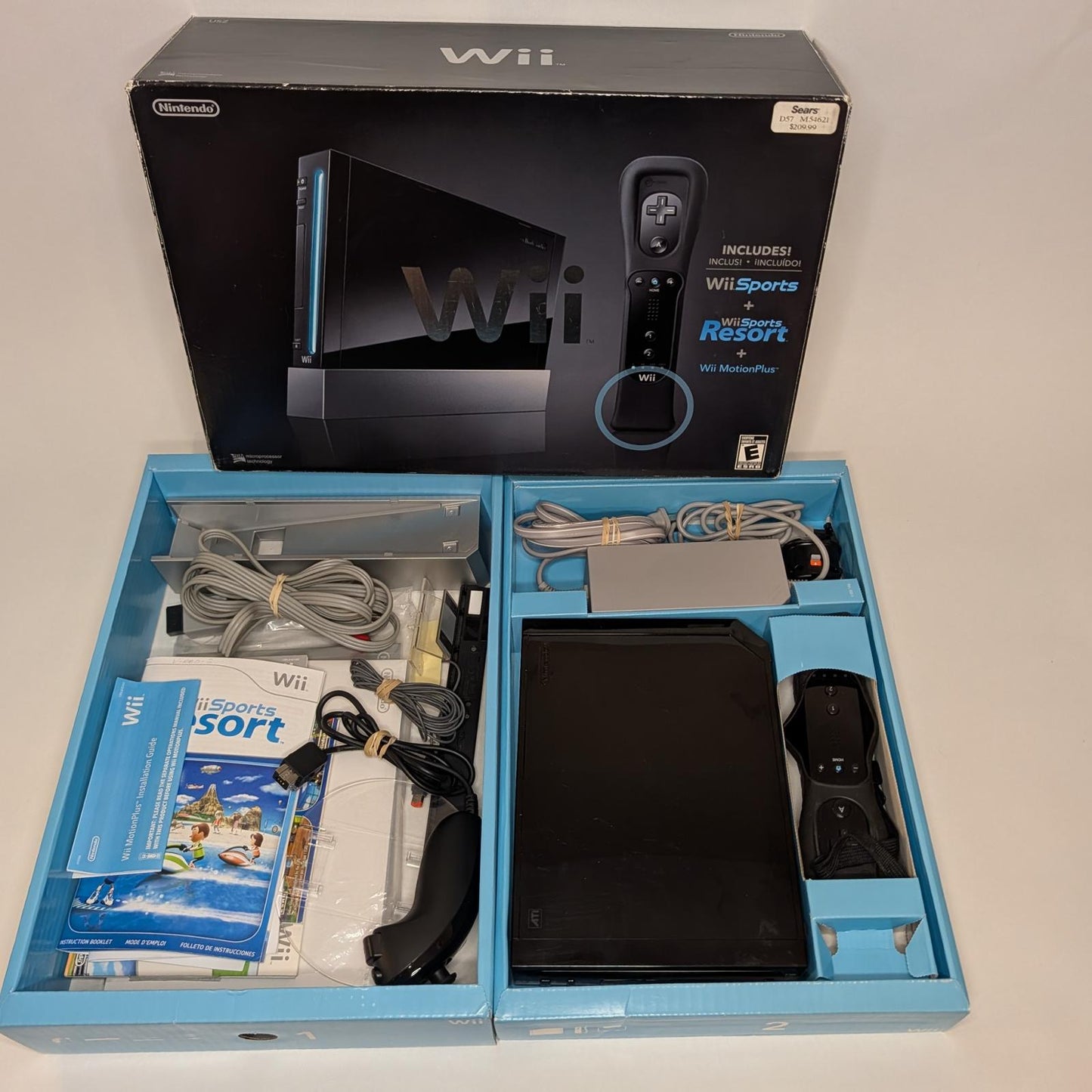 Black Nintendo Wii System [Wii Sports + Wi Sports Resort + Wii MotionPlus] - Nintendo Wii - Complete