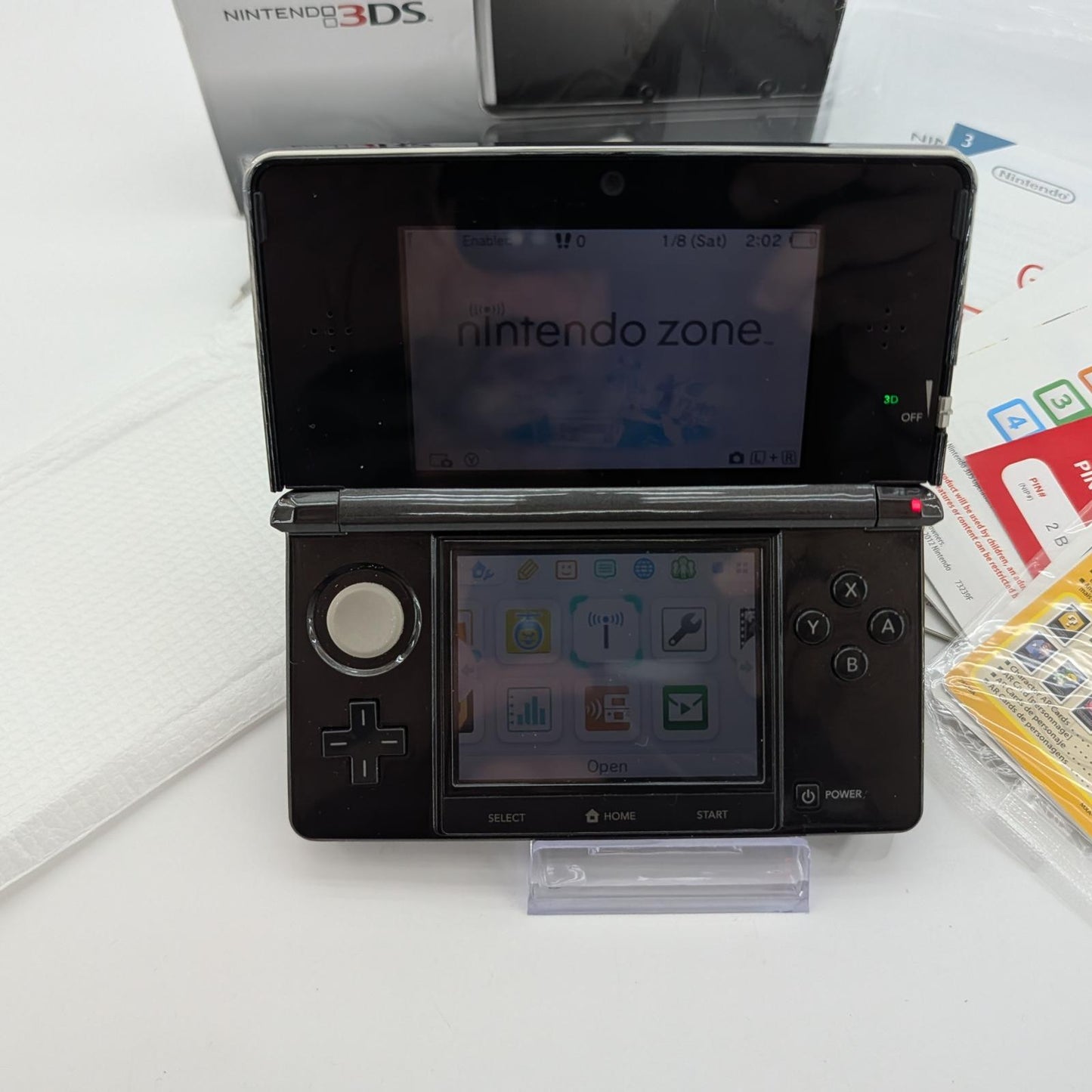 Nintendo 3DS Cosmo Black System - Nintendo 3DS - Complete