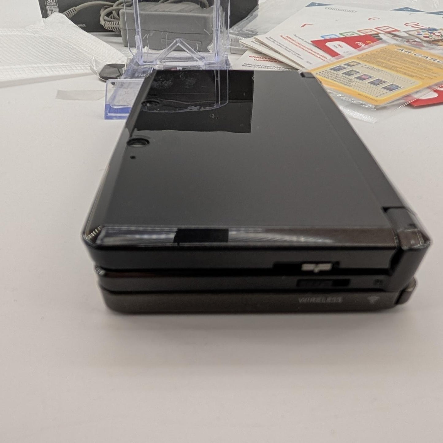 Nintendo 3DS Cosmo Black System - Nintendo 3DS - Complete
