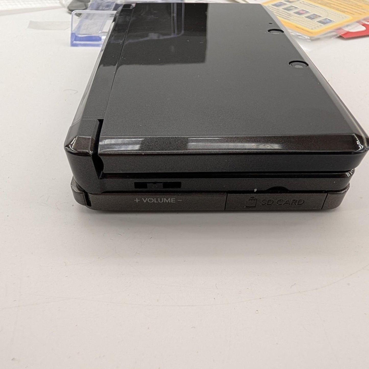 Nintendo 3DS Cosmo Black System - Nintendo 3DS - Complete