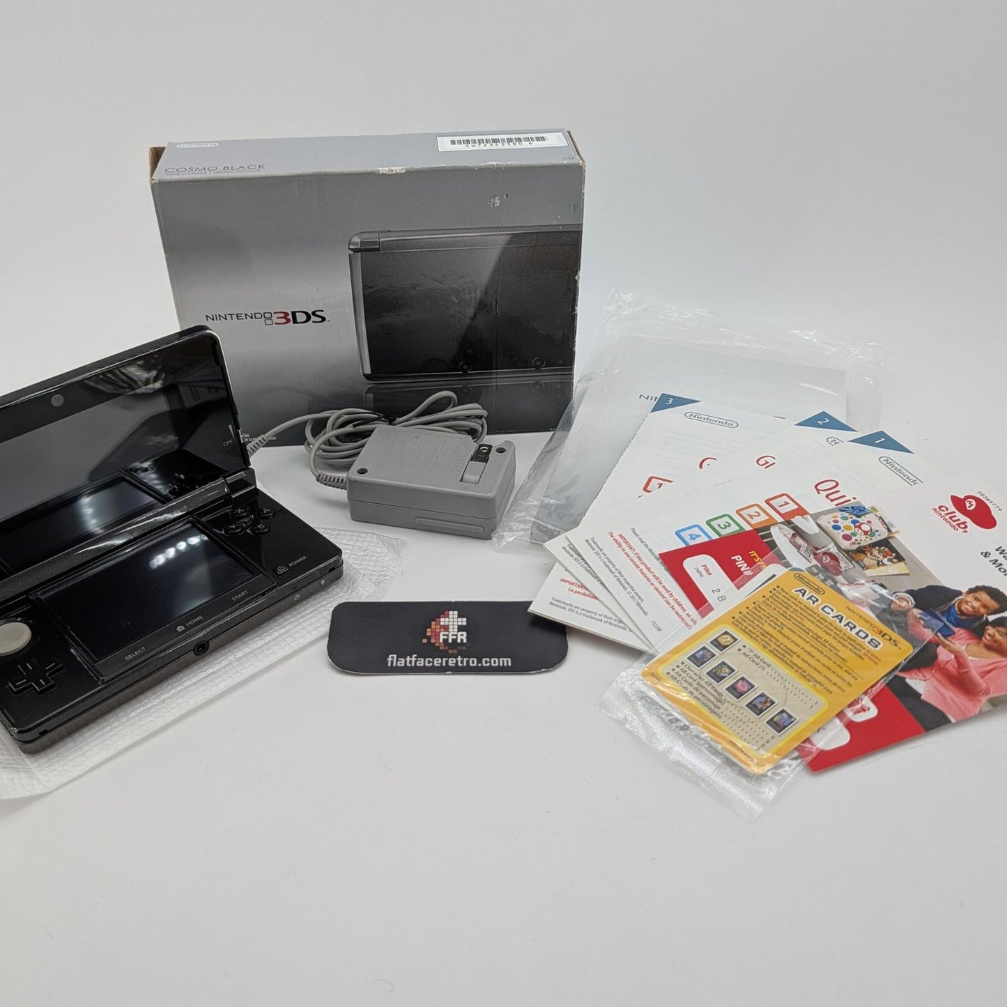 Nintendo 3DS Cosmo Black System - Nintendo 3DS - Complete