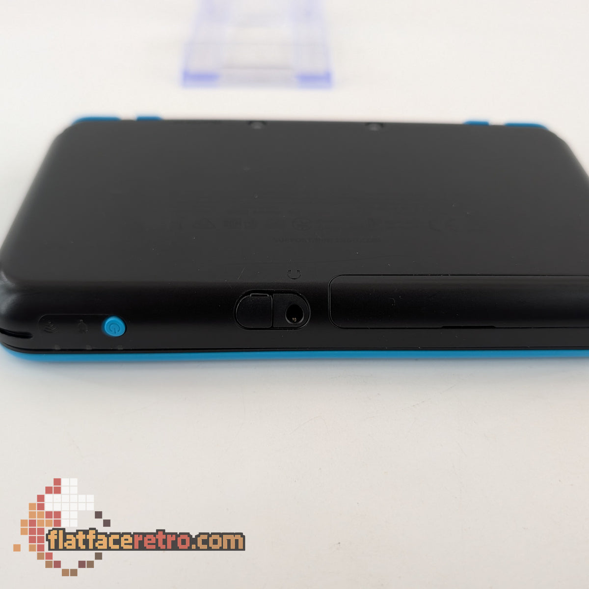 New Nintendo 2DS XL Black + Turquoise - Nintendo 3DS - Complete