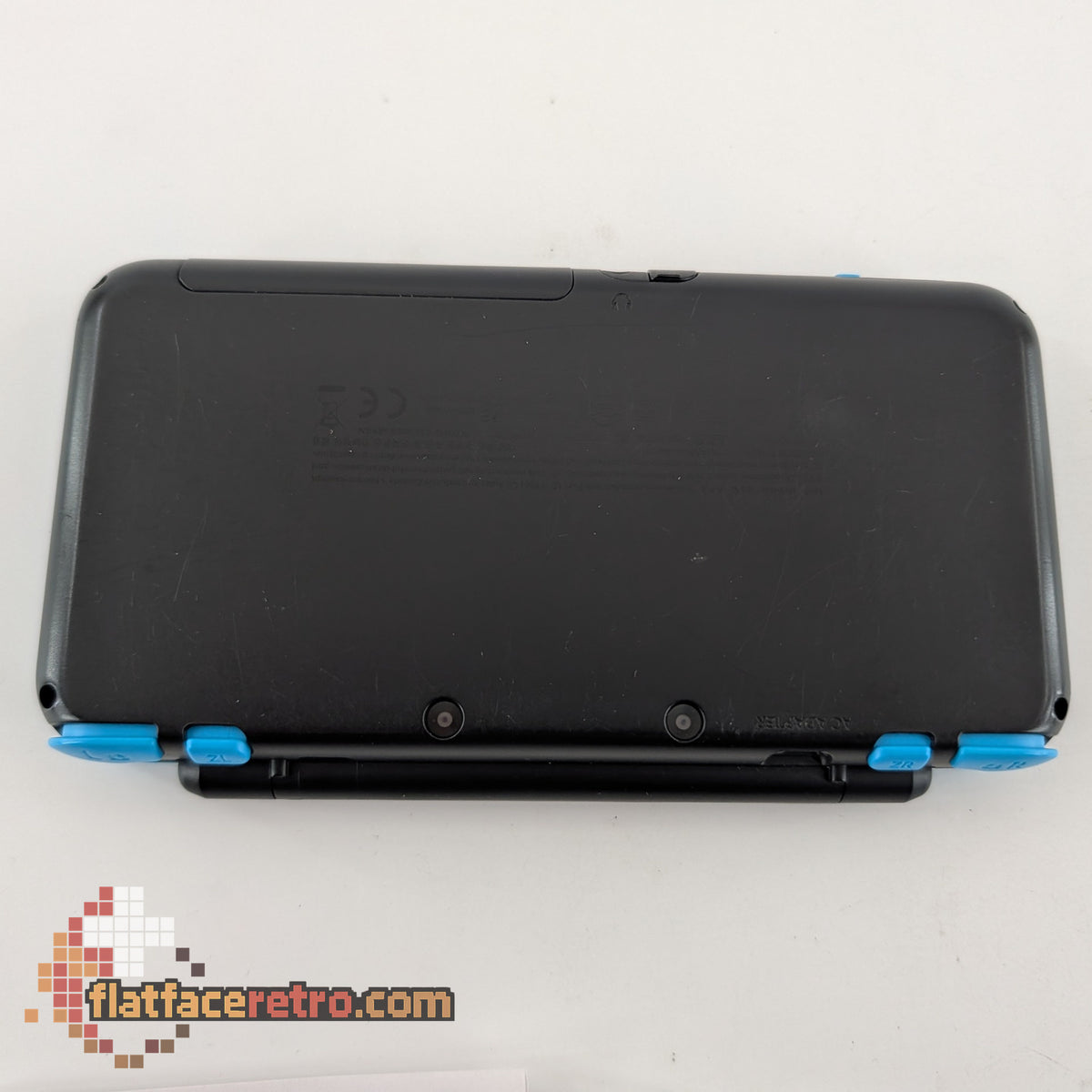 New Nintendo 2DS XL Black + Turquoise - Nintendo 3DS - Complete