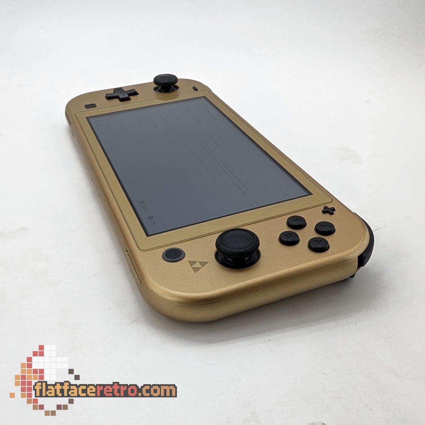 Nintendo Switch Lite: Hyrule Edition - Nintendo Switch - Complete