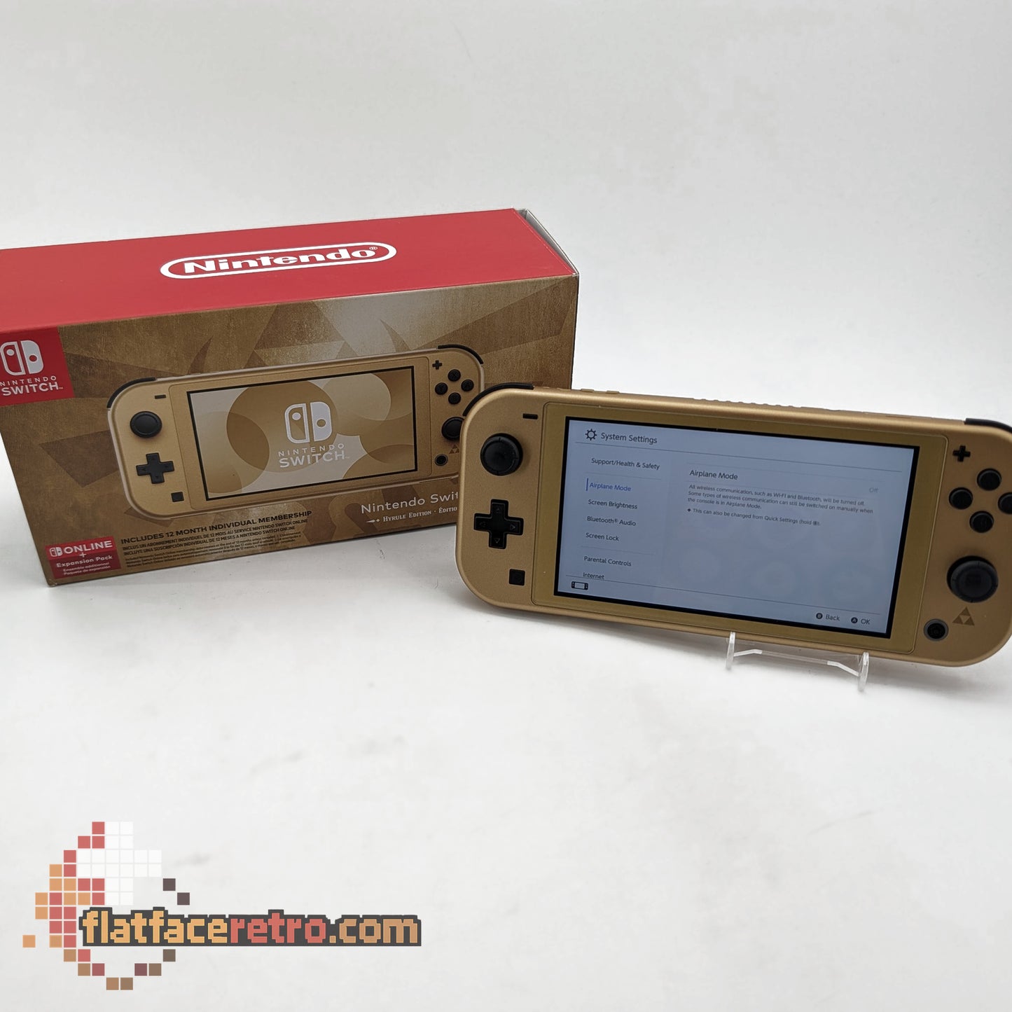 Nintendo Switch Lite: Hyrule Edition - Nintendo Switch - Complete