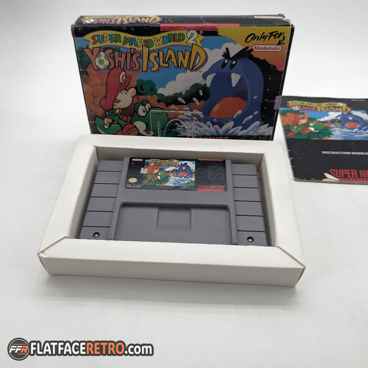Super Mario World 2 Yoshi's Island - Nintendo SNES - Complete